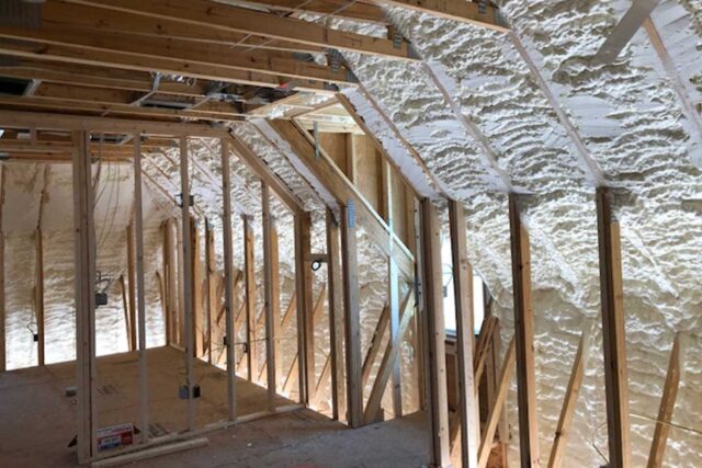 Spray foam insulation homes attic